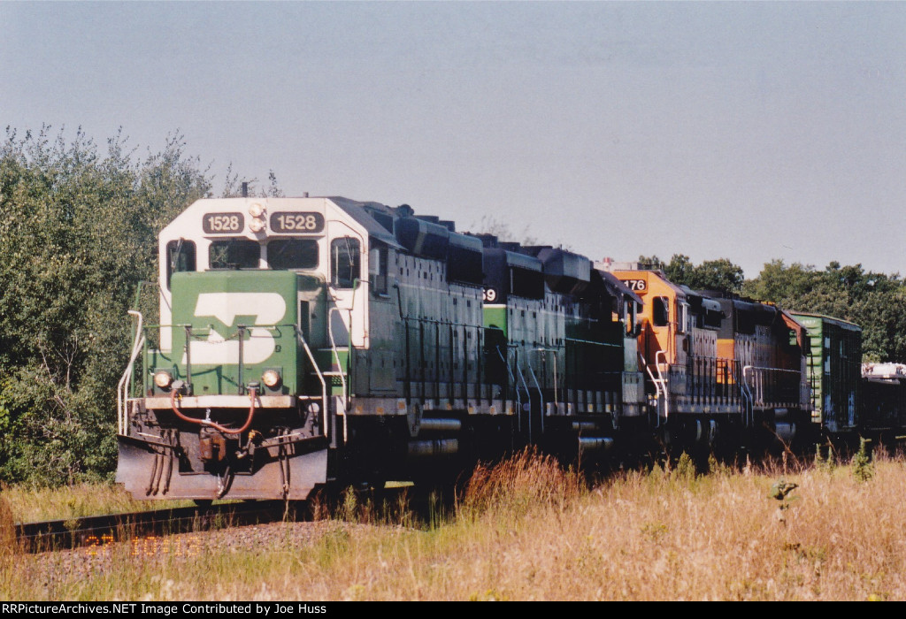 BNSF 1528 East